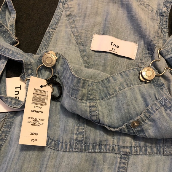 Aritzia Tna Senryu Romper in Medium Light Wash - Picture 4 of 5